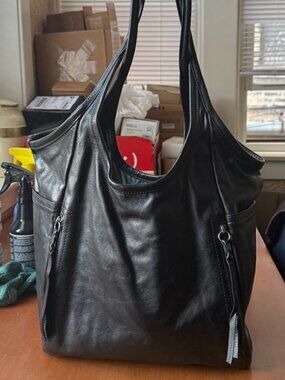 Rough & Tumble 7 Pocket Minimal Tote